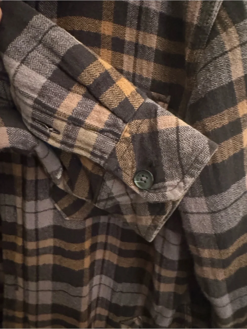 O'Neill Men's Medium Plaid Quilted Flannel Shirt Jacket Shacket Standard Fit
